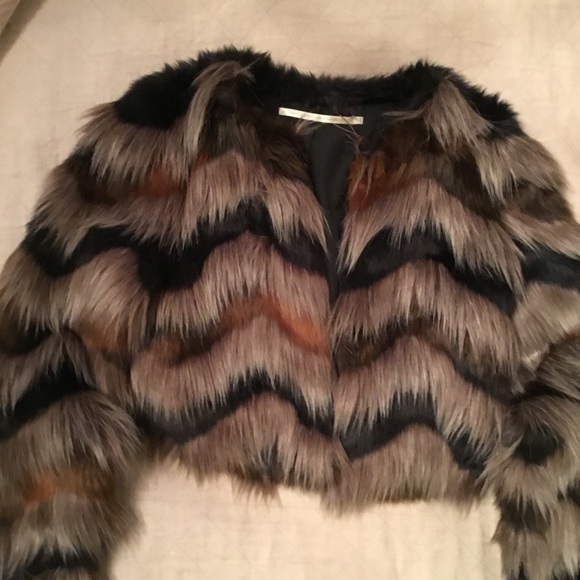 Faux Fur Jacket - Picture 1 of 3